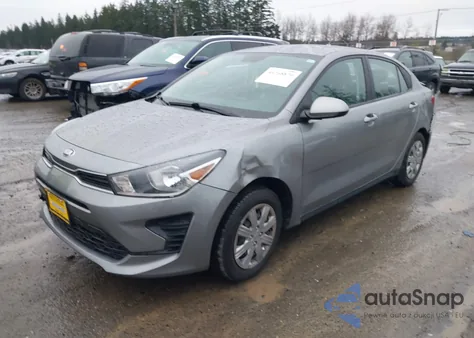 2021 Kia Rio S z USA, uszkodzony, nr VIN 3KPA24AD9ME426323